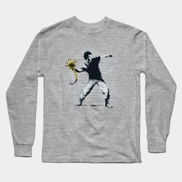 Alien Thrower Long Sleeve T-Shirt by Getsousa